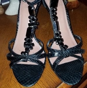 EUC Vince Camuto Black High heels shoe